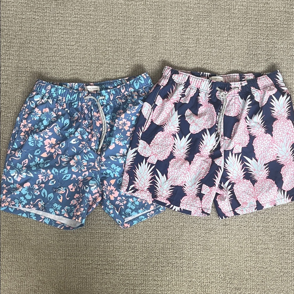 Vintage summer size xl swimsuits. Floral and Pineapple Print Shorts Set